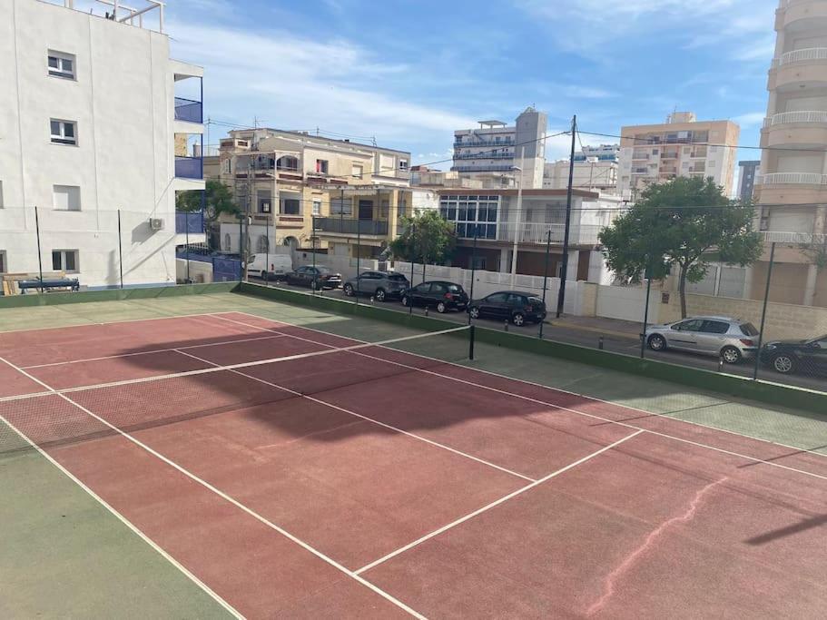 Apartamento 1ª Linea De Playa - Con Piscina Y Parking Playa de Gandia Kültér fotó