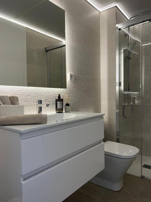 Apartamento 1ª Linea De Playa - Con Piscina Y Parking Playa de Gandia Kültér fotó