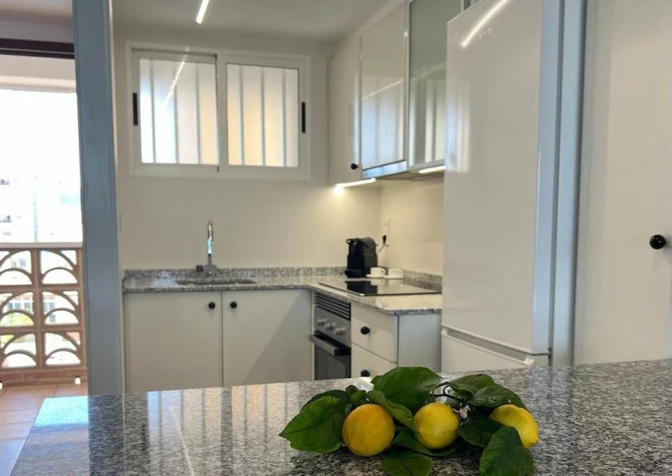 Apartamento 1ª Linea De Playa - Con Piscina Y Parking Playa de Gandia Kültér fotó