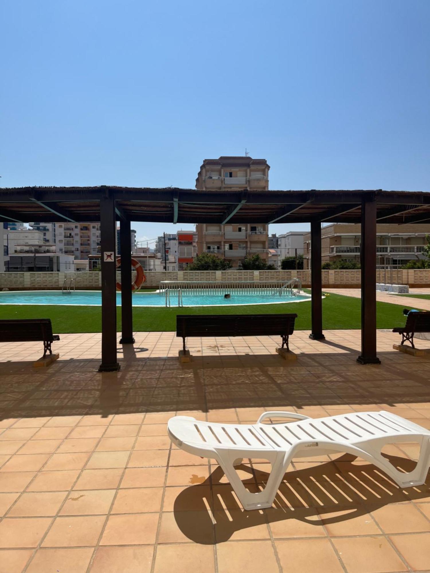 Apartamento 1ª Linea De Playa - Con Piscina Y Parking Playa de Gandia Kültér fotó